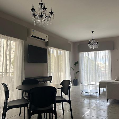 Beach Apartment'S Лимасол Экстерьер фото